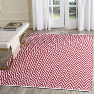 Safavieh Montauk MTK812 Red/Ivory Area Rug Room Scene