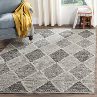 Safavieh Montauk MTK822 Black Area Rug Room Scene