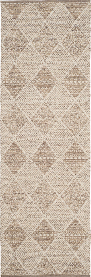 Safavieh Montauk MTK822 Beige Area Rug 2' 3'' X 7'