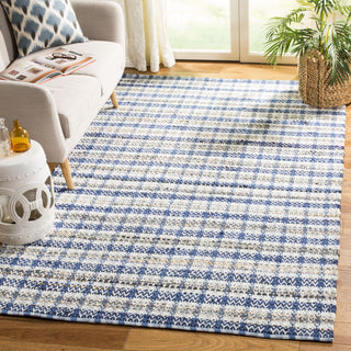 Safavieh Montauk MTK950 Blue/Multi Area Rug Room Scene