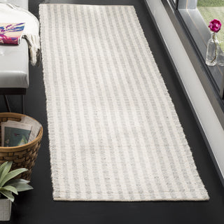 Safavieh Natura NAT402 Grey/Ivory Area Rug Room Scene