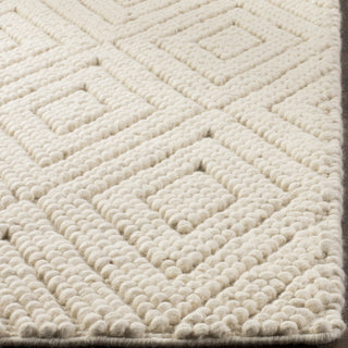 Safavieh Natura NAT623 Ivory Area Rug Detail