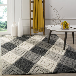 Safavieh Natura NAT623 Anthracite Area Rug Room Scene