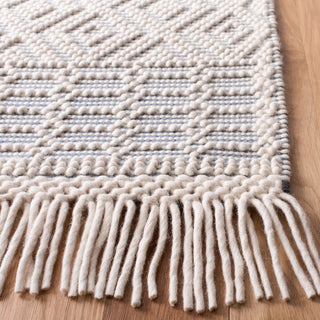 Safavieh Natura NAT852 Ivory/Grey Area Rug Detail