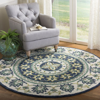 Safavieh Novelty 606 Ivory/Blue Area Rug Room Scene Feature