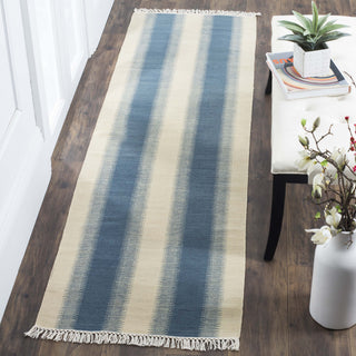 Safavieh Kilim NVK213 Blue/Ivory Area Rug Room Scene Feature