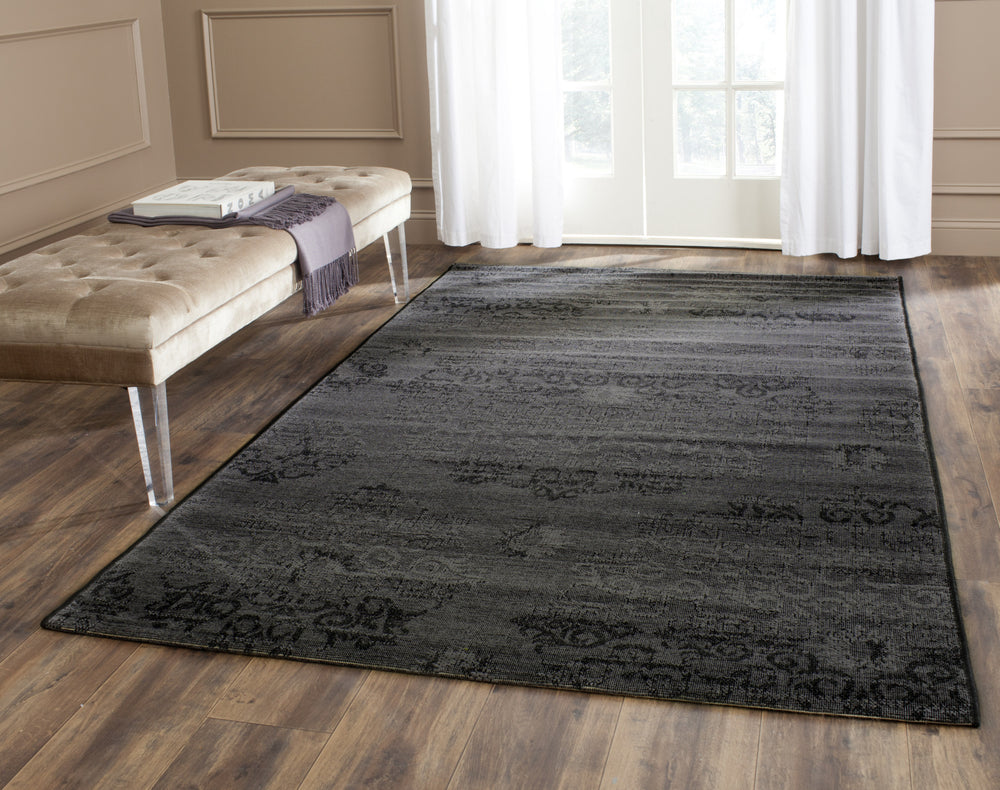 Safavieh Palazzo PAL129 Black/Grey Area Rug  Feature