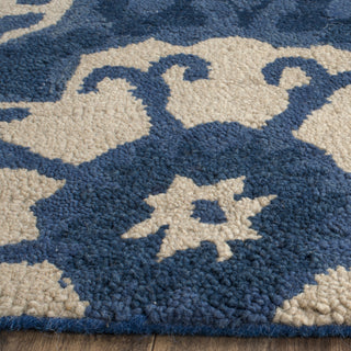 Safavieh Roslyn 525 Blue/Ivory Area Rug Detail