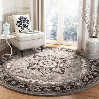 Safavieh Royalty 700 Silver/Charcoal Area Rug Room Scene