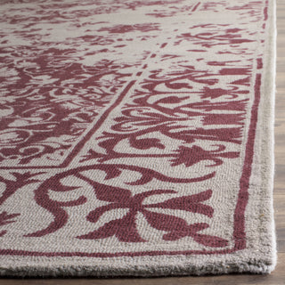 Safavieh Rvt-Restoration Vintage Restoration 103 Silver/Purple Area Rug Detail