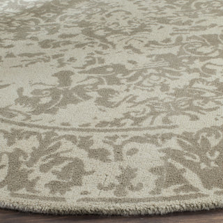 Safavieh Rvt-Restoration Vintage Restoration 103 Light Sage Area Rug Detail