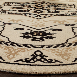 Safavieh Rvt-Restoration Vintage Restoration 424 Ivory/Charcoal Area Rug Detail
