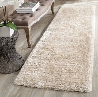 Safavieh Sg-Sbs-South Beach Shag South 562 Champagne Area Rug Room Scene Feature