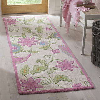 Safavieh Kids Sfk351 Ivory/Pink Area Rug Room Scene