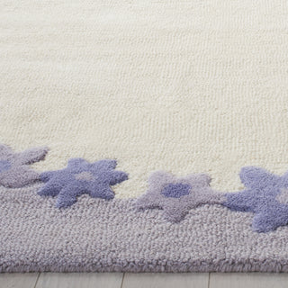 Safavieh Kids Sfk357 Ivory/Lavander Area Rug Detail