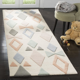 Safavieh Kids 901 Ivory/Multi Area Rug Room Scene