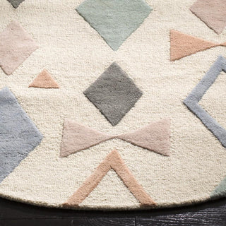 Safavieh Kids 901 Ivory/Multi Area Rug Detail