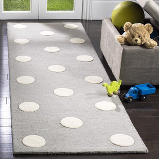 Safavieh Kids 904 Polka Dots Grey/Ivory Area Rug Room Scene Feature