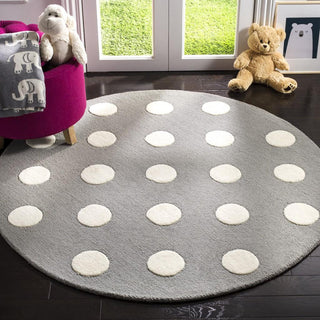 Safavieh Kids 904 Polka Dots Grey/Ivory Area Rug Room Scene