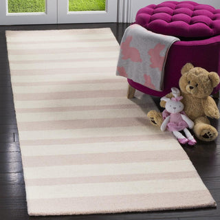 Safavieh Kids 915 Stripe Pink/Ivory Area Rug Room Scene