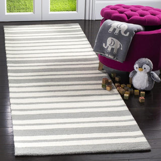 Safavieh Kids 917 Barcode Grey/Multi Area Rug Room Scene