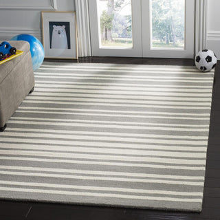 Safavieh Kids 917 Barcode Grey/Multi Area Rug Room Scene Feature