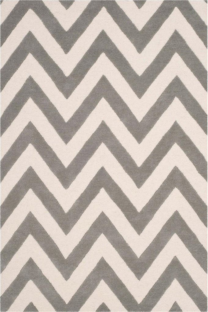 Safavieh Kids 921 Basic Chevr Grey/Ivory Area Rug main image