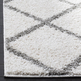 Safavieh New York Shag SG169B Ivory/Grey Area Rug Detail Image