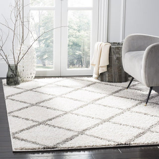 Safavieh New York Shag SG169B Ivory/Grey Area Rug Lifestyle Image Feature