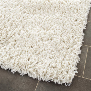 Safavieh Shag Classic Ultra White Area Rug 