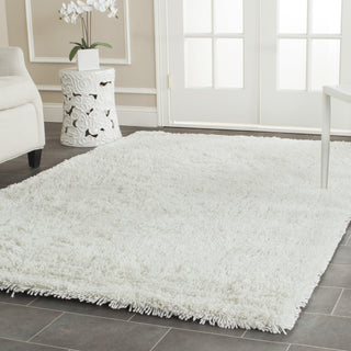 Safavieh Shag Classic Ultra White Area Rug Room Scene