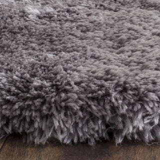 Safavieh Arctic Shag Grey Area Rug Detail