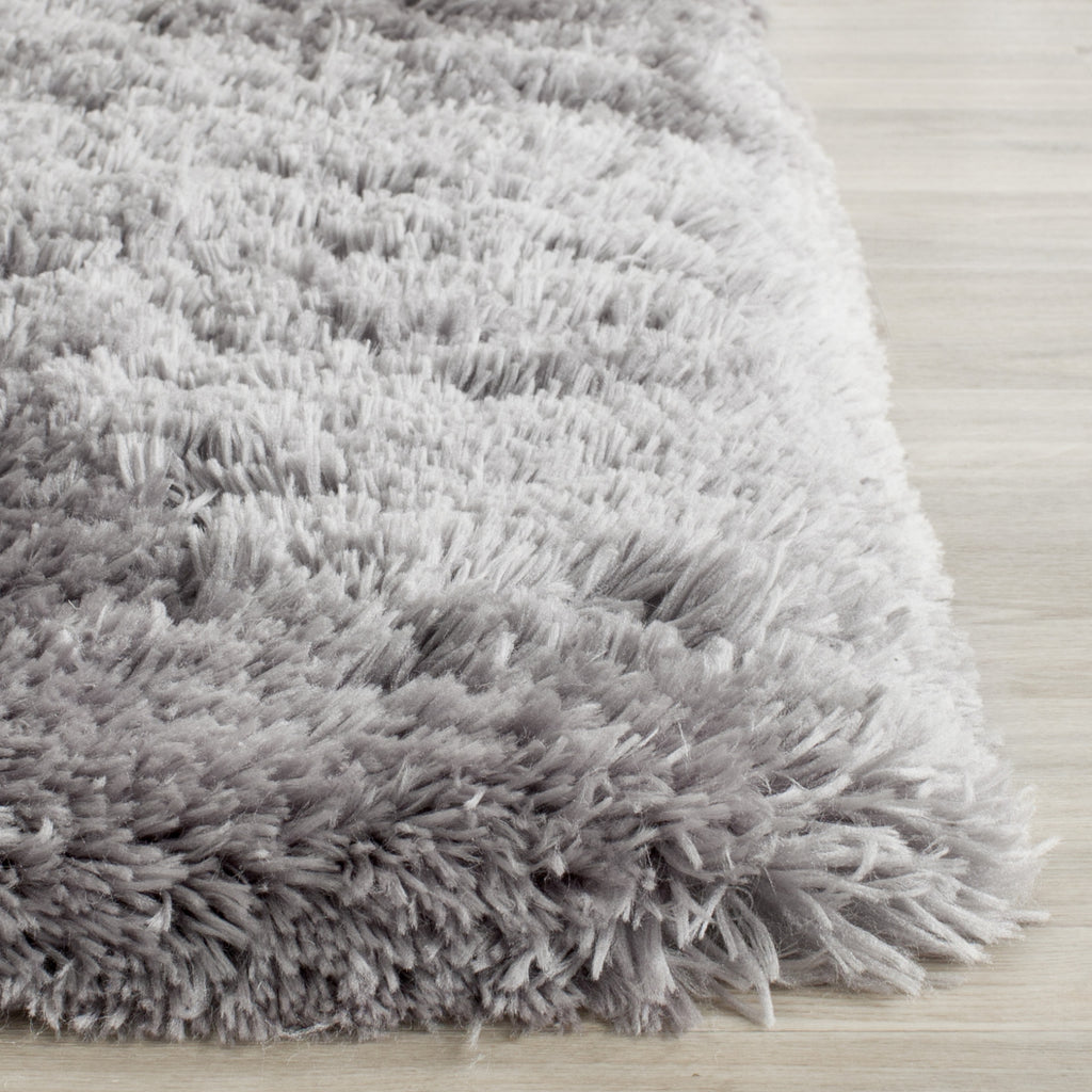 Safavieh Arctic Shag Grey Area Rug – Incredible Rugs and Decor