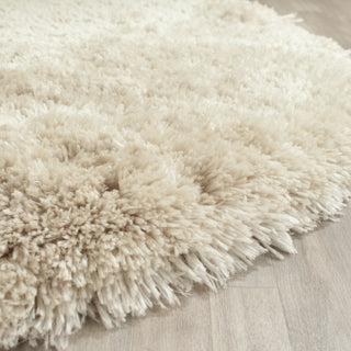 Safavieh Arctic Shag Light Beige Area Rug Detail