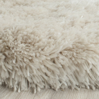 Safavieh Arctic Shag Light Beige Area Rug Detail