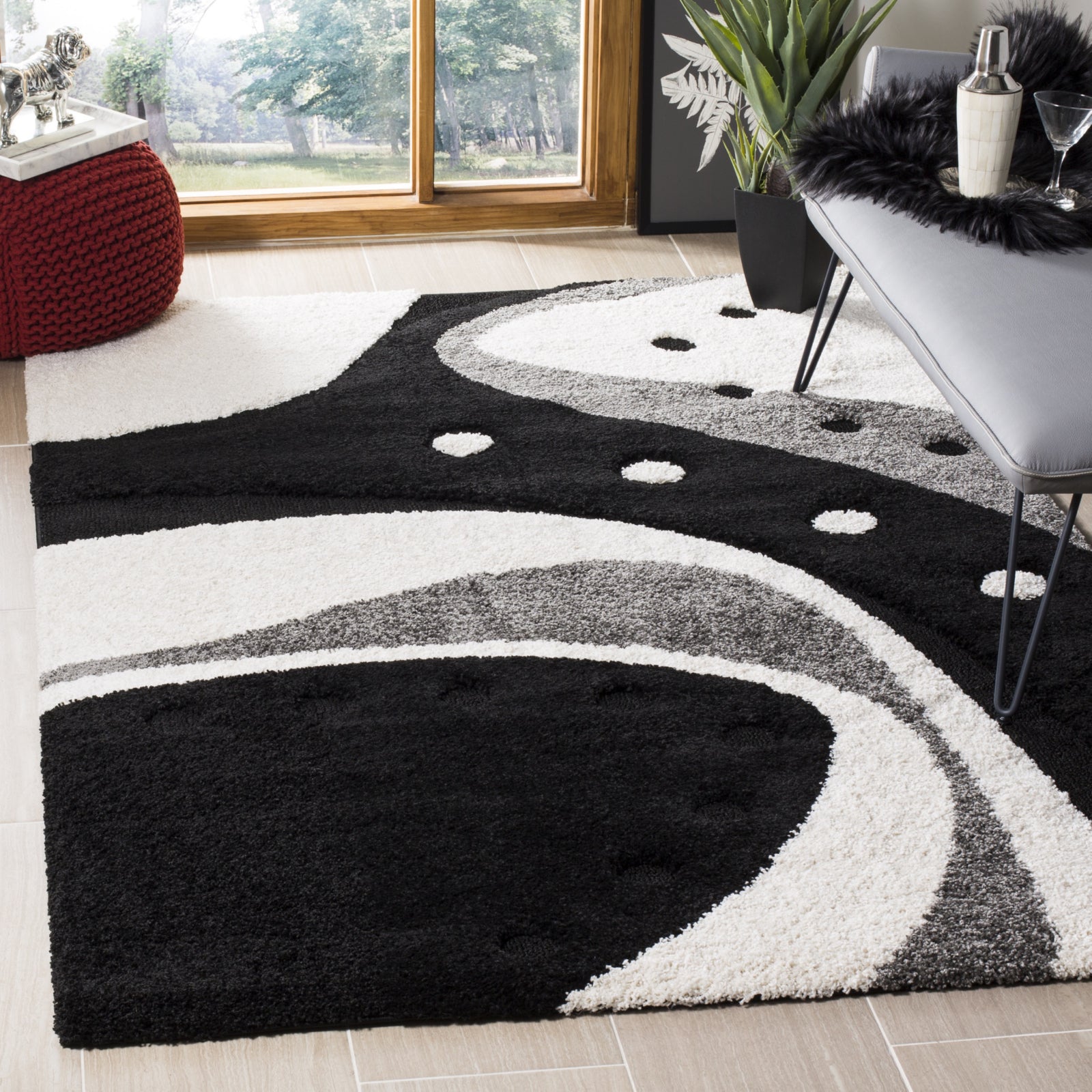 Safavieh Shag SG473 Black/Ivory Area Rug – Incredible Rugs and Decor