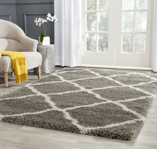 Safavieh Belize Shag SGB489G Grey/Taupe Area Rug  Feature