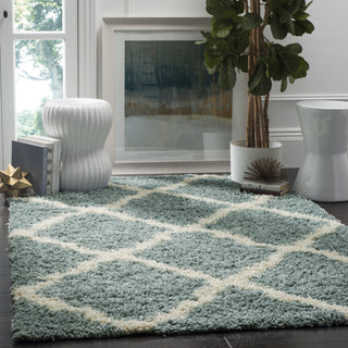 Safavieh Dallas Shag SGD257C Seafoam/Ivory Area Rug  Feature