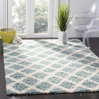 Safavieh Dallas Shag SGD258C Seafoam/Ivory Area Rug  Feature