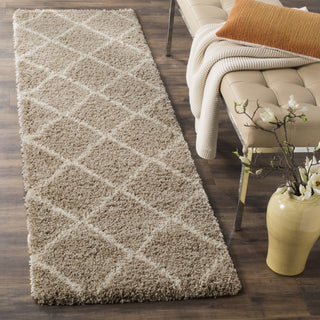 Safavieh Hudson Shag SGH281S Beige/Ivory Area Rug  Feature