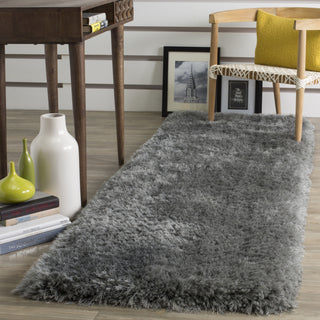 Safavieh Luxe Shag 160 Grey Area Rug Room Scene Feature