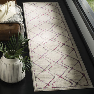 Safavieh Skyler SKY197F Ivory/Pink Area Rug 