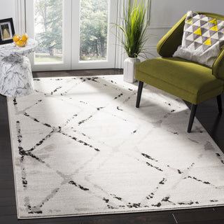 Safavieh Skyler SKY197H Ivory/Grey Area Rug  Feature