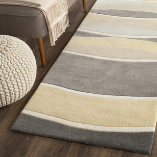 Safavieh Soho 337 Grey/Gold Area Rug Room Scene