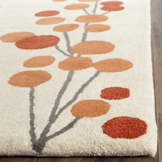 Safavieh Soho 338 Beige/Orange Area Rug Detail