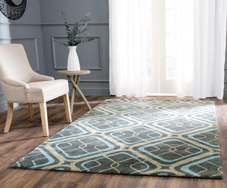 Safavieh Soho Soh412 Grey/Multi Area Rug Room Scene Feature