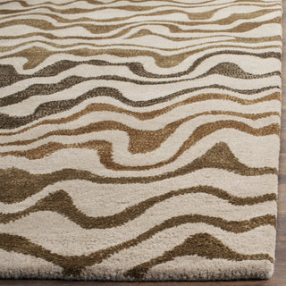 Safavieh Soho Soh417 Beige/Brown Area Rug Detail