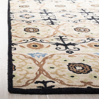 Safavieh Soho Soh446 Ivory/Multi Area Rug Detail