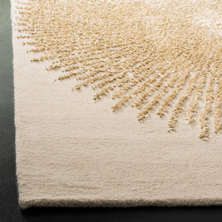 Safavieh Soho 655 Beige/Beige Area Rug Detail