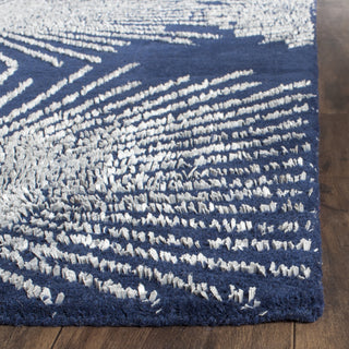 Safavieh Soho Soh712 Dark Blue/Ivory Area Rug Detail